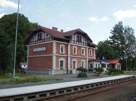 Hrádek - naše nádraží - patří mezi 10 nejhezčích v ČR 